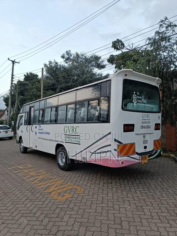 Isuzu NQR 2014 White - thumbnail 5