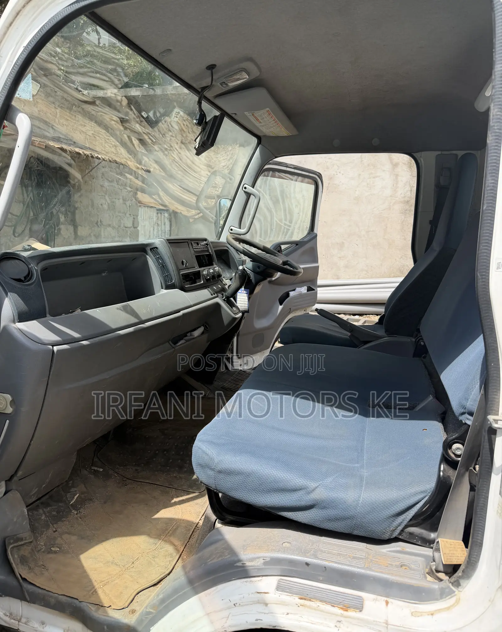 Mitsubishi Canter
