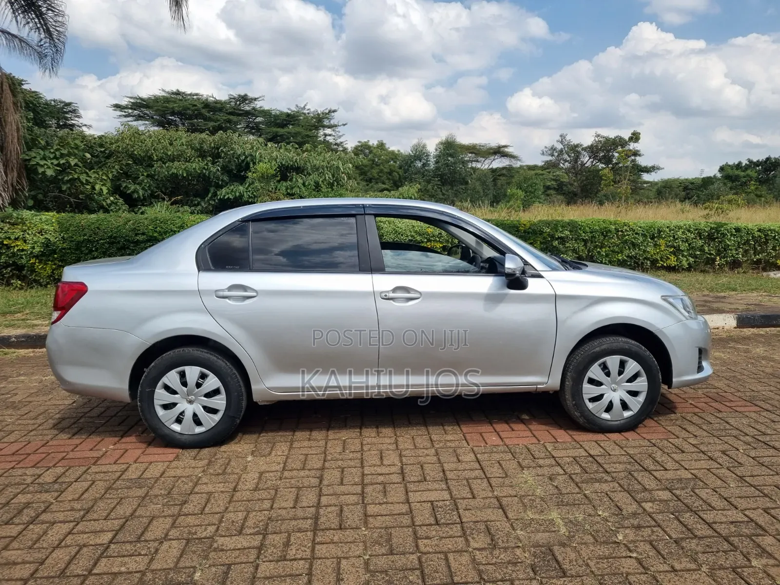 Toyota Axio 2014 Silver
