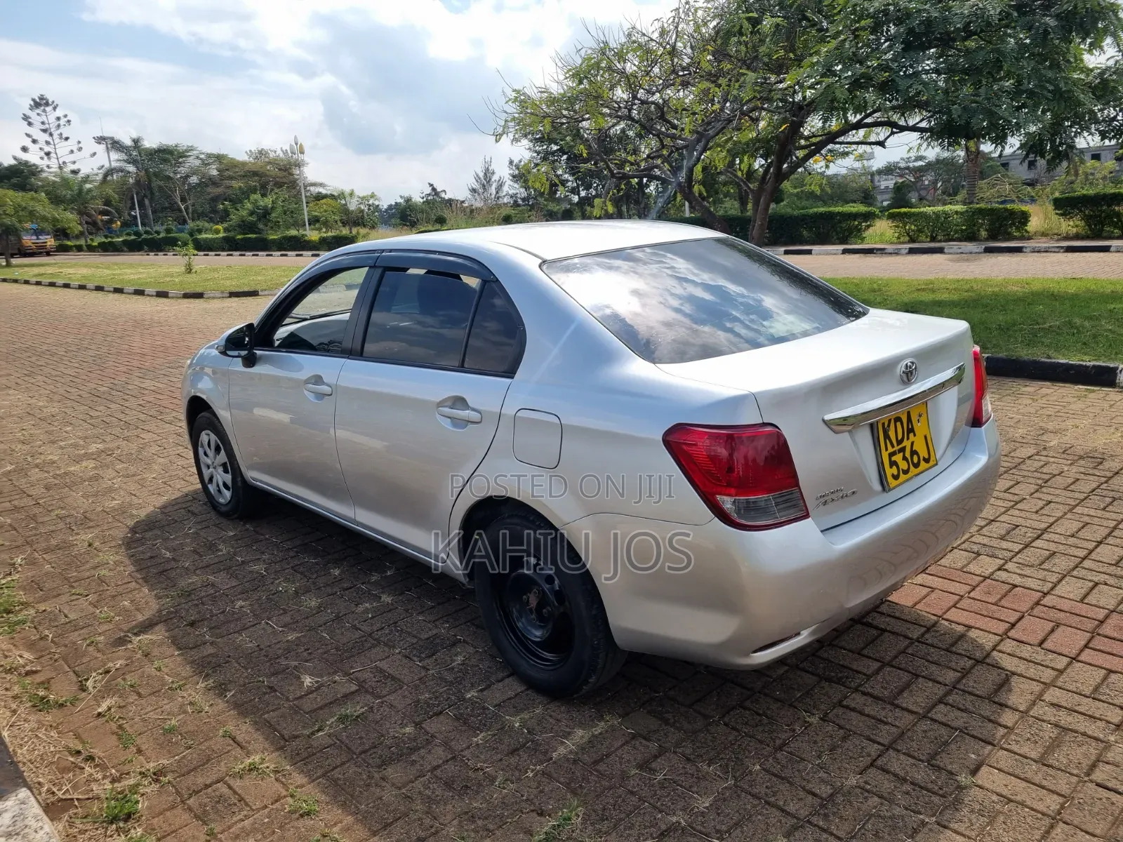 Toyota Axio 2014 Silver