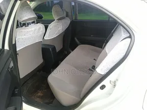 Toyota Vitz 2011 White