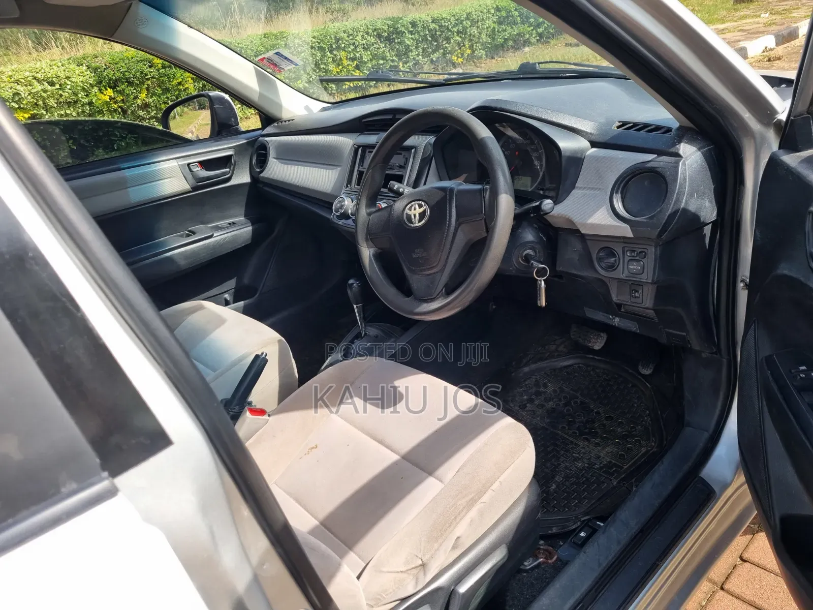 Toyota Axio 2014 Silver