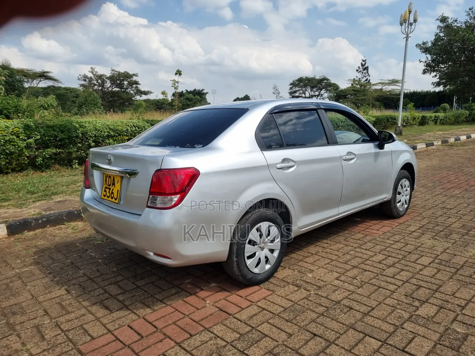 Toyota Axio 2014 Silver