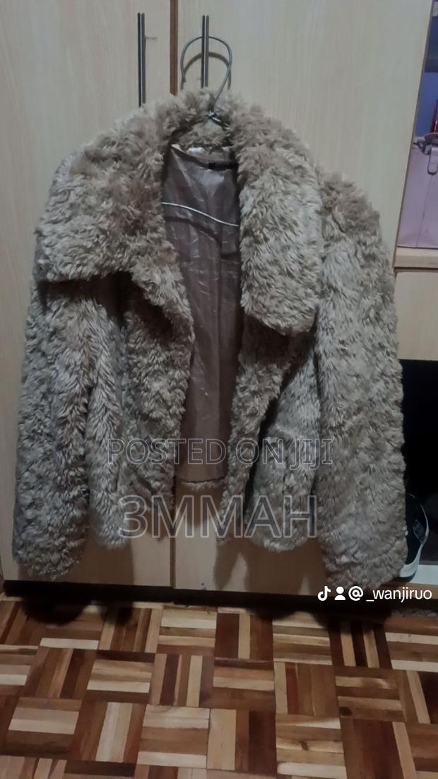 Clothes (Coats) - thumbnail 2
