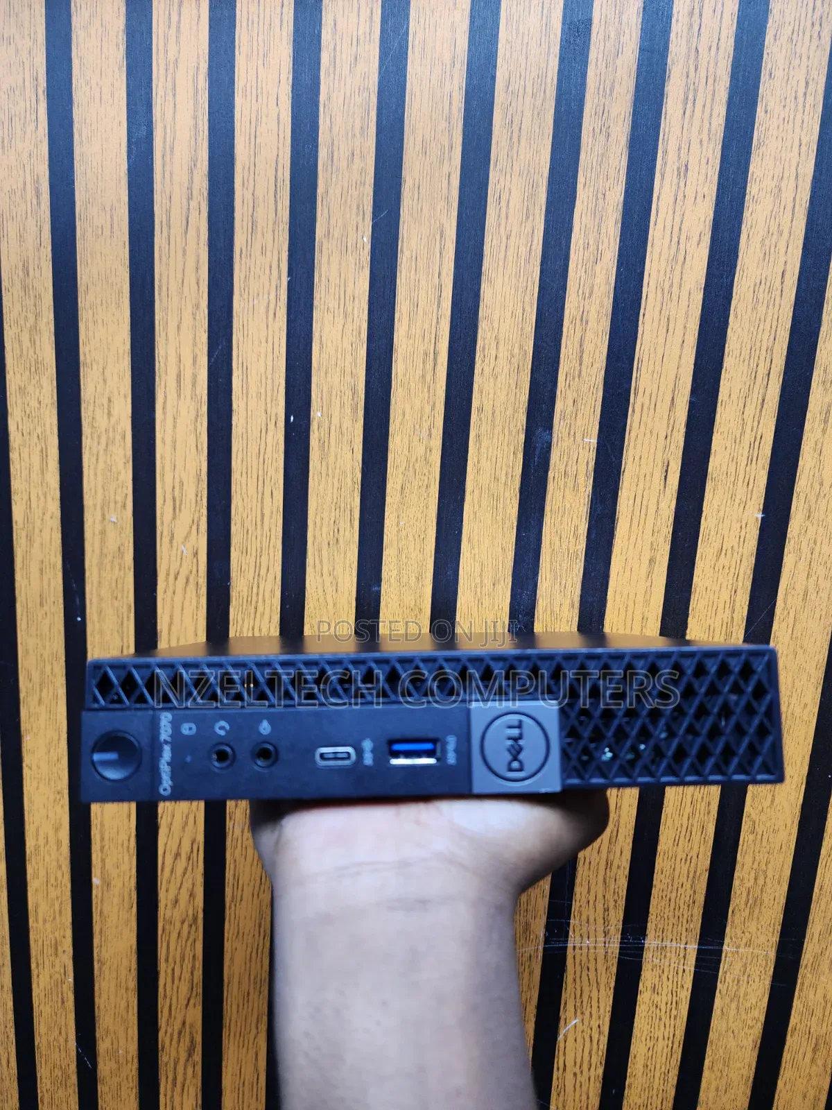 Desktop Computer Dell Optiplex 7070 8GB Intel Core i7 SSD 256GB