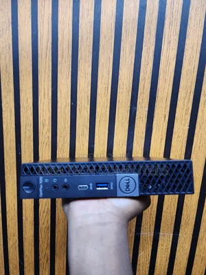 Desktop Computer Dell Optiplex 7070 8GB Intel Core i7 SSD 256GB
