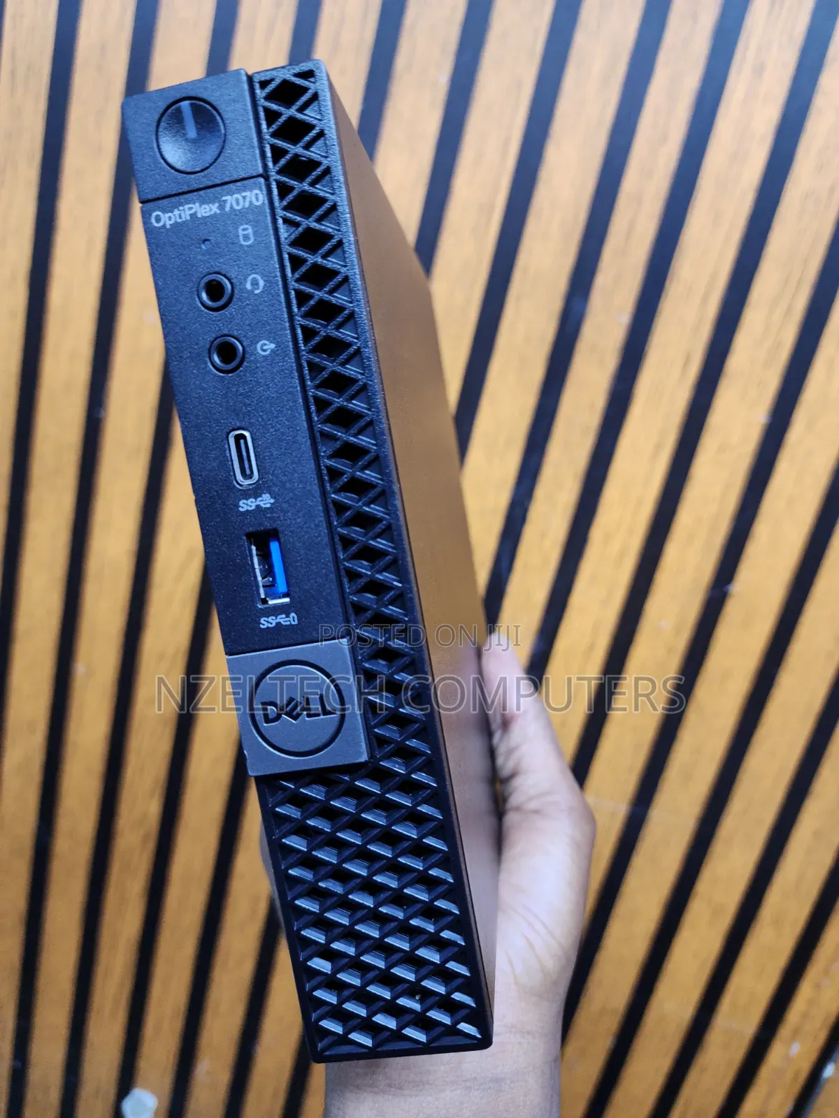 Desktop Computer Dell Optiplex 7070 8GB Intel Core i7 SSD 256GB