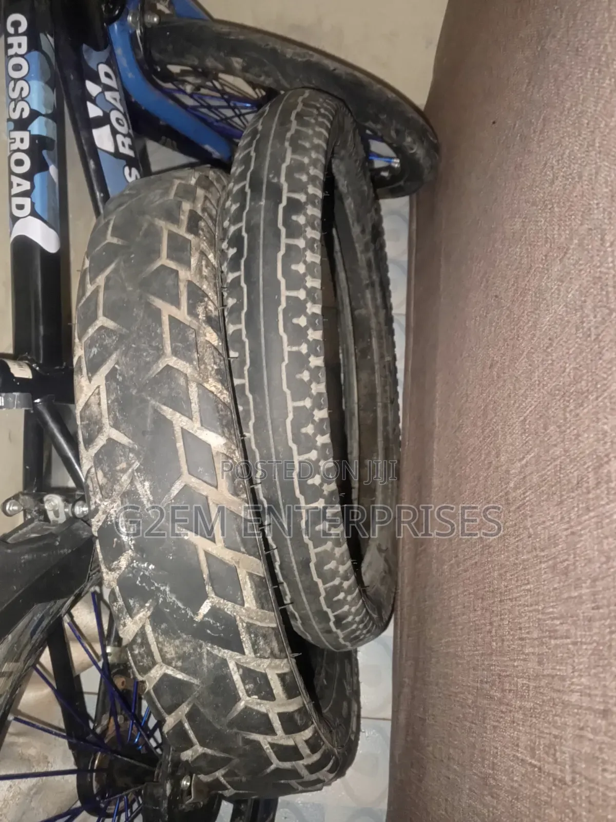 Motorcycle Fairly Used Tires Size2.75-17