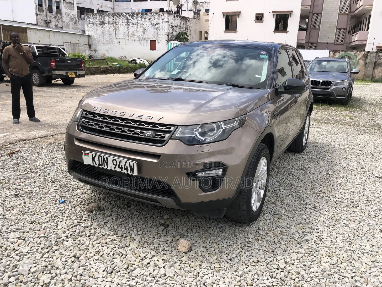 Land Rover Discovery Sport 2016 Brown