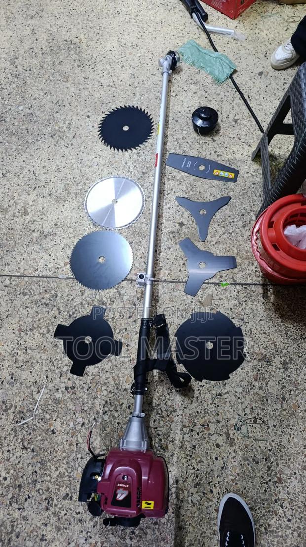 4 Stroke Heavy Duty Brush Cutter/4 Stroke Portable Bush Cutter