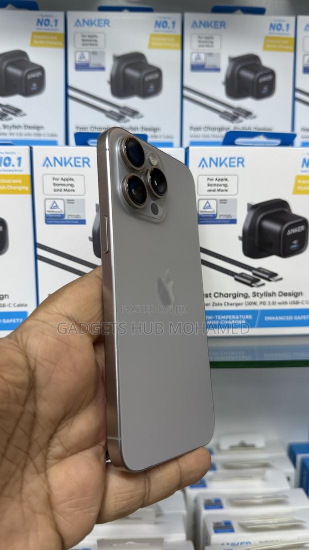 Apple iPhone 15 Pro Max 256 GB - thumbnail 3