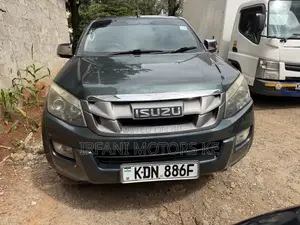 Isuzu D-MAX 2015 Green