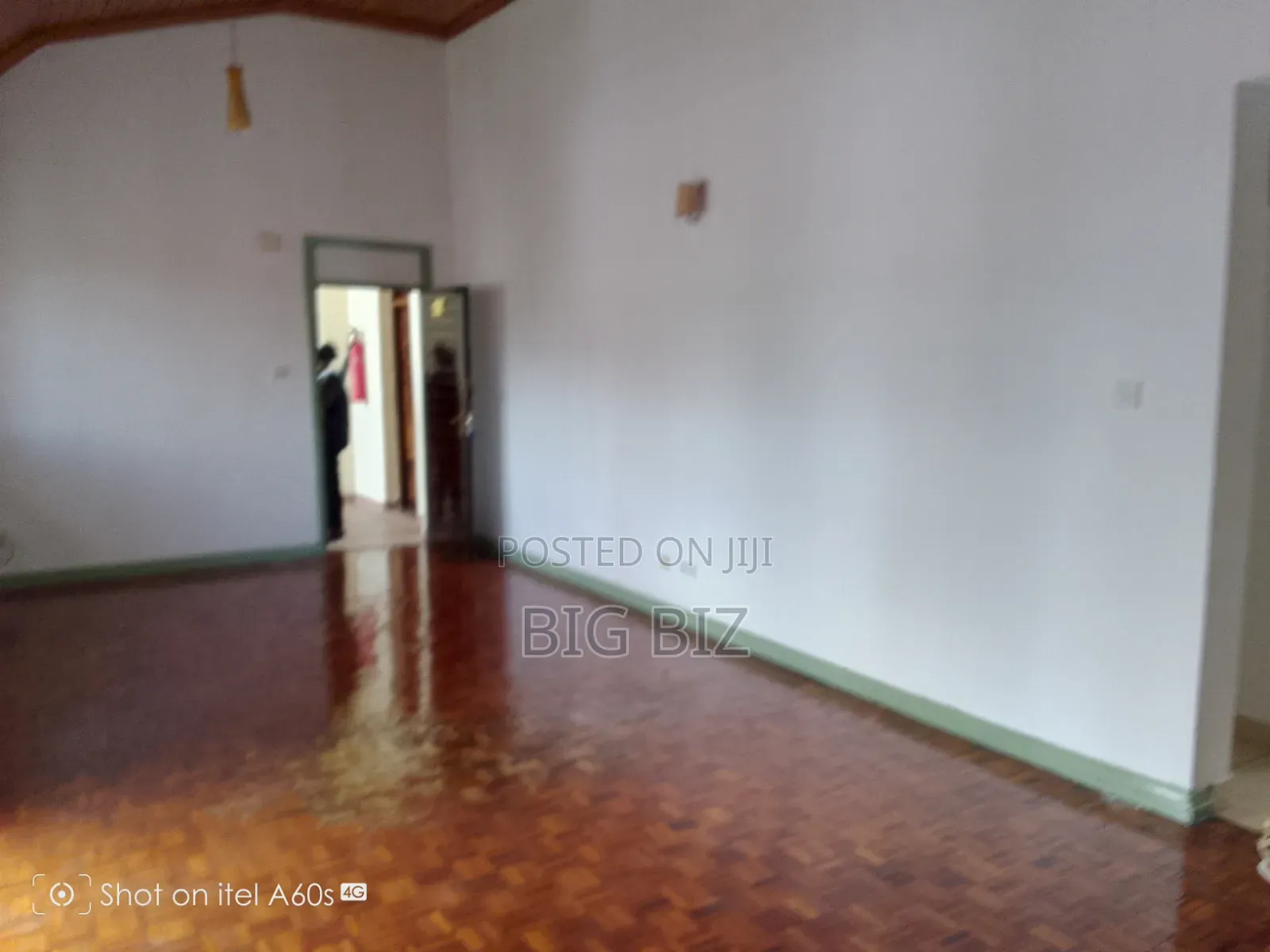 2bdrm Apartment in Pool, Gym, 24Hr, Valley Arcade for rent