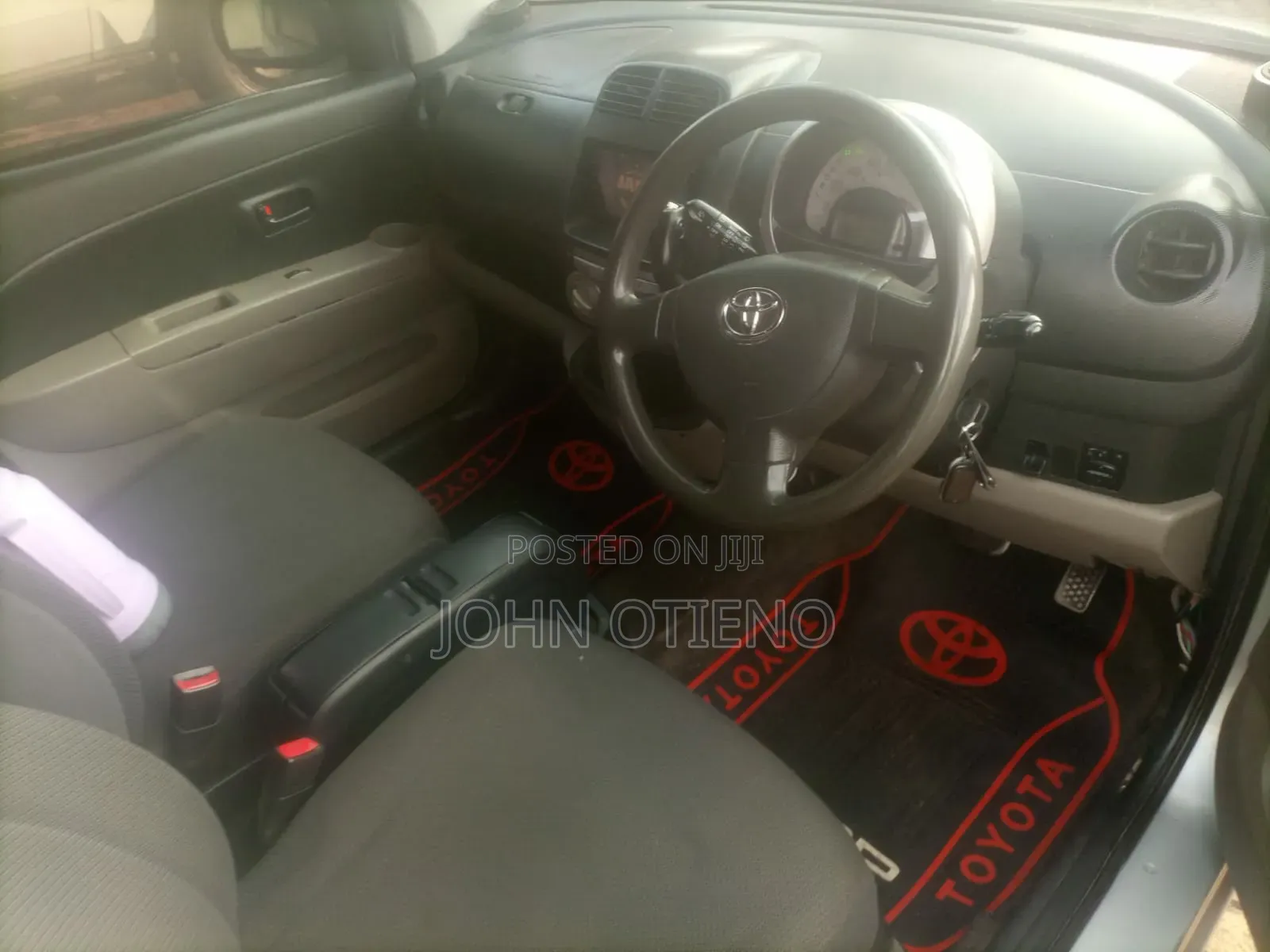 Toyota Passo 2007 Silver