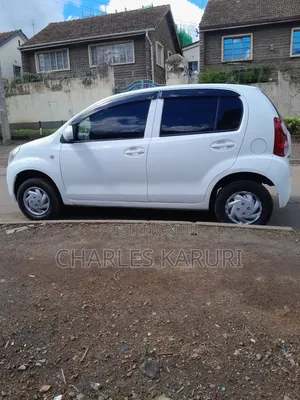 Toyota Passo 1.0 AWD 2012 White