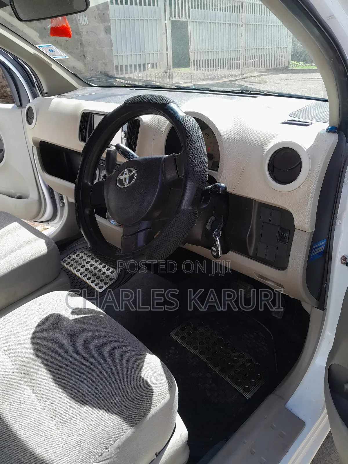 Toyota Passo 1.0 AWD 2012 White