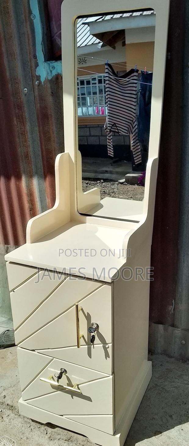 Small Space Dressing Mirrors - thumbnail 2