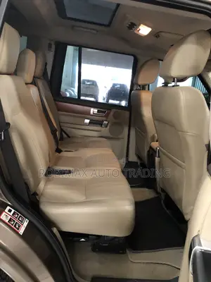 Land Rover Discovery 2014 Brown