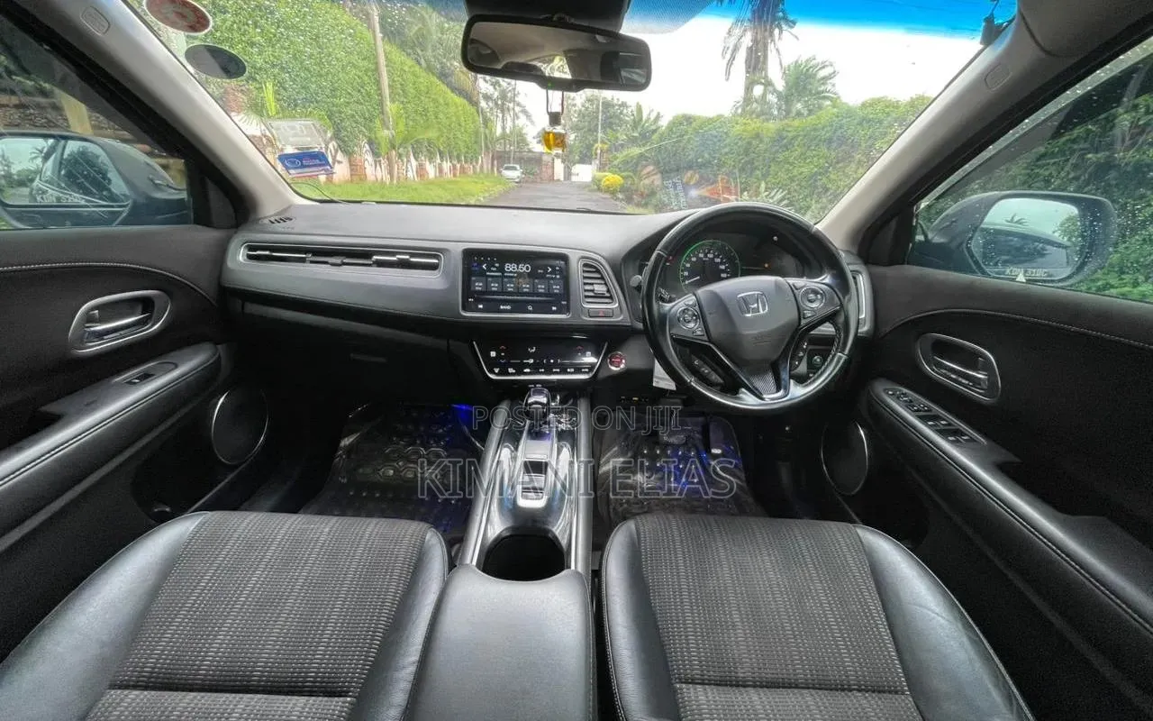 Honda Vezel 2016 Black