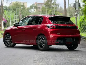 Peugeot 208 2021 Red