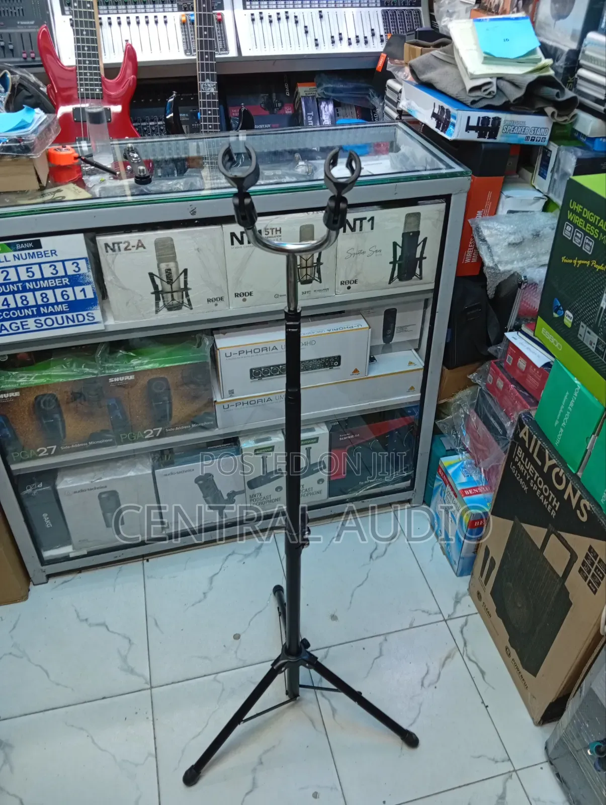 Quality Vip Microphone Stand With Dual Holders