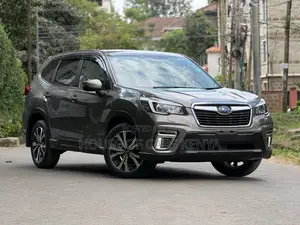 Subaru Forester 2019 Gray