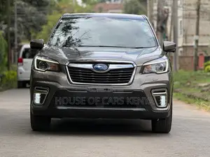 Subaru Forester 2019 Gray