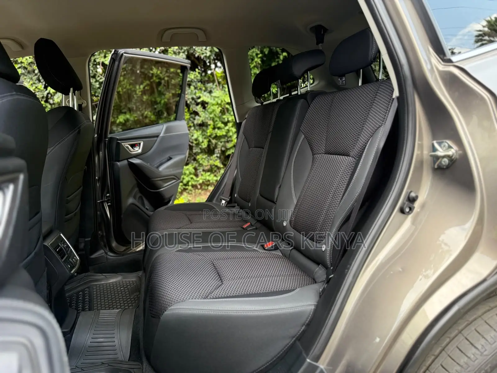Subaru Forester 2019 Gray