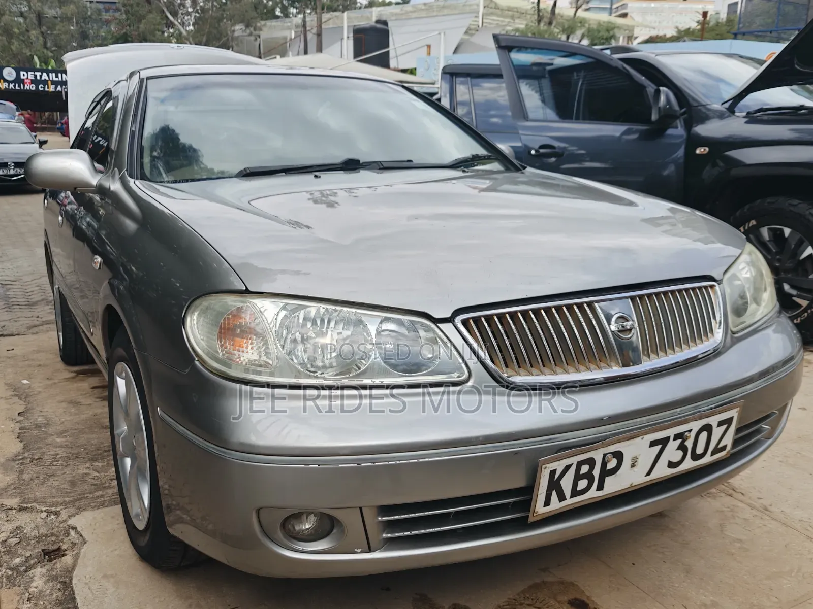 Nissan Bluebird 2004 Gray