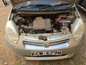Toyota Passo 2012 Silver