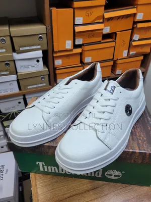 ★ High Quality White Shoes | Premium Casual Fashion Footwear ✓