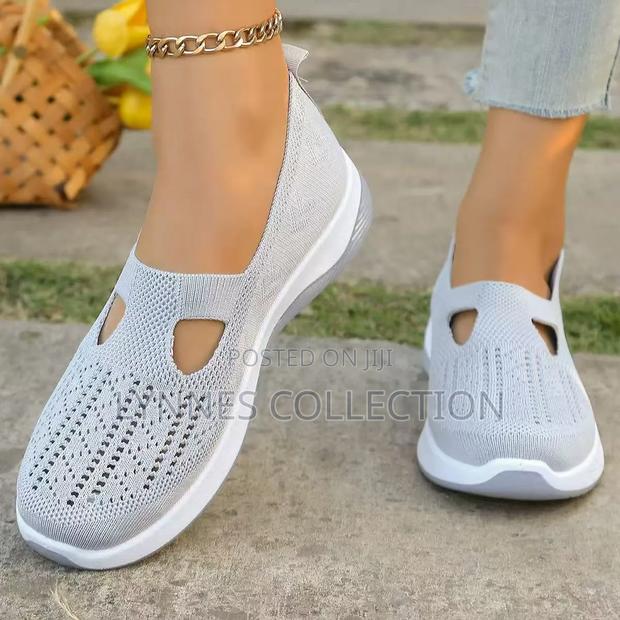Breathable Orthopedic Ladies Rubbers - thumbnail 2