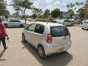 Toyota Passo 2012 Silver