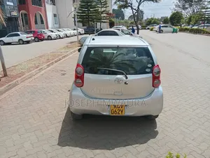 Toyota Passo 2012 Silver