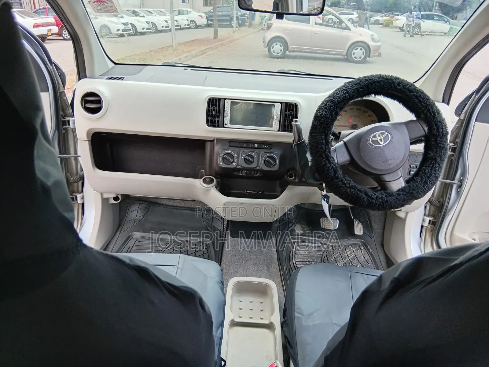 Toyota Passo 2012 Silver