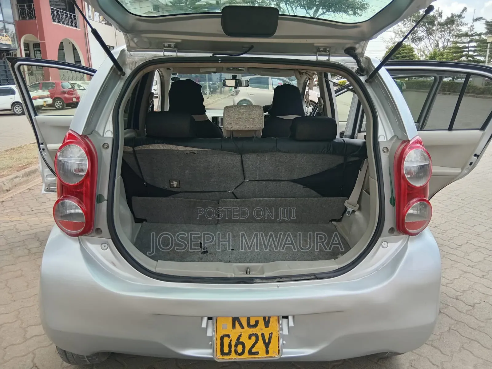 Toyota Passo 2012 Silver