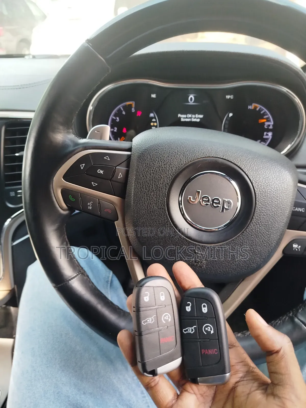 Jeep Grand Cherokee Car Key Duplication/Programming