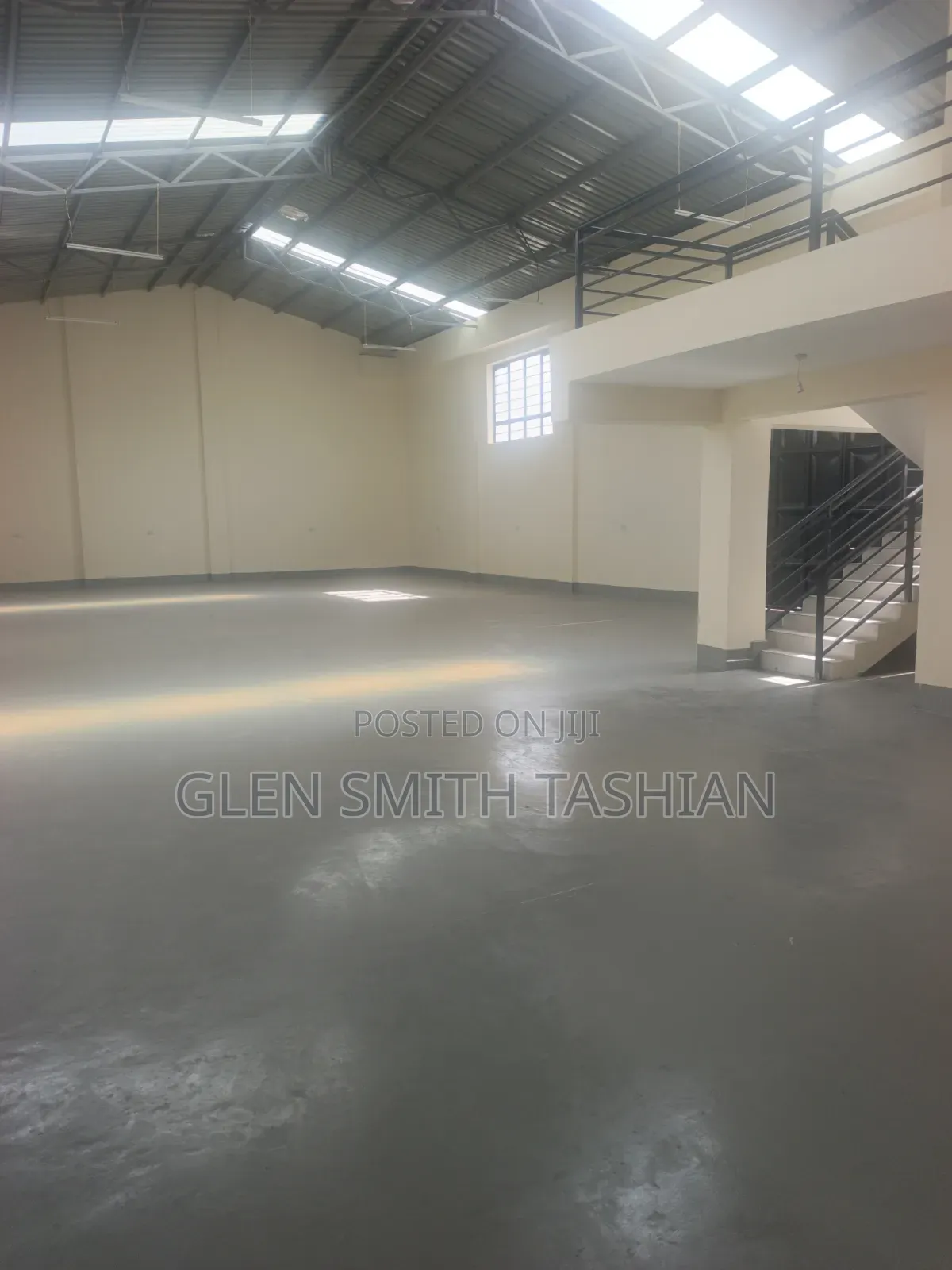 3,500sqft Warehouse/Godown to Let