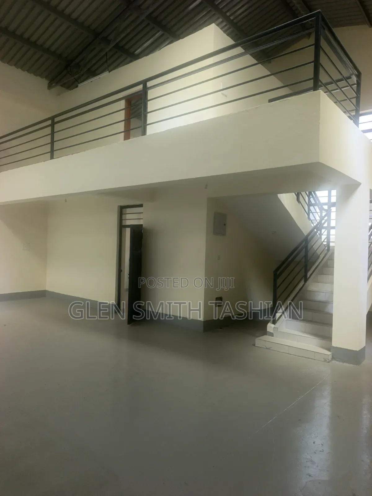 3,500sqft Warehouse/Godown to Let