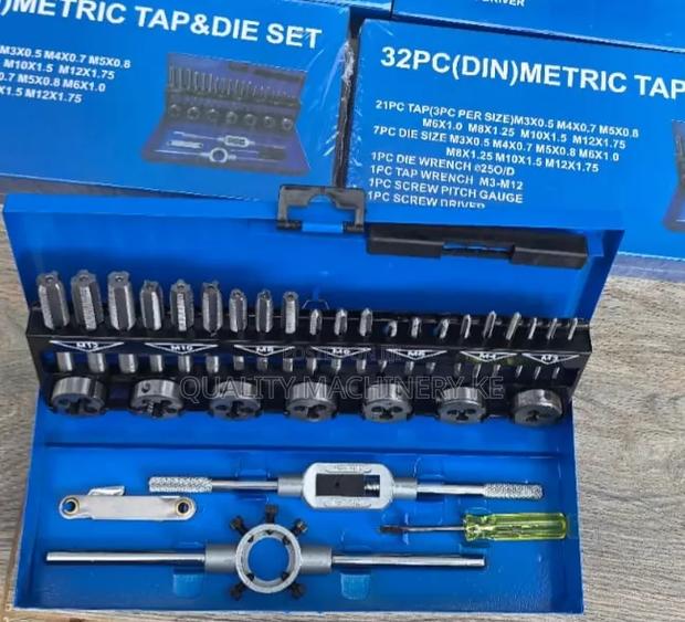 Easy to Assemble 32pcs Tap and Die Set