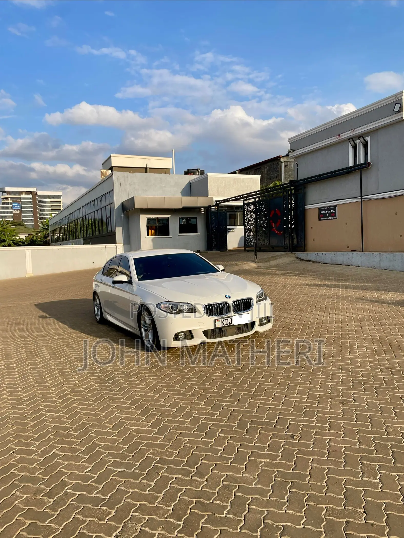 BMW 523i 2015 White