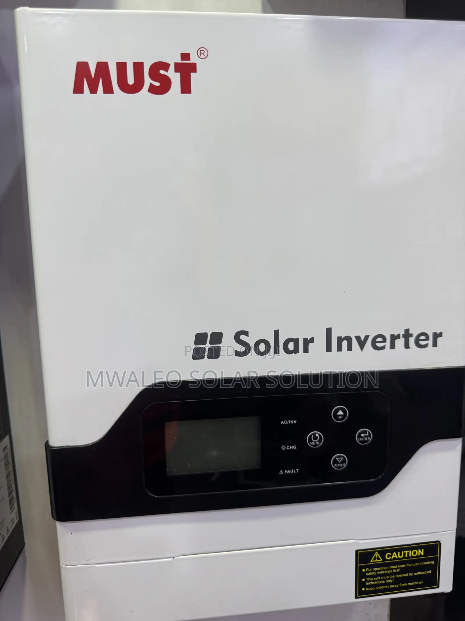 Must Inverter 2200watts 24vdc