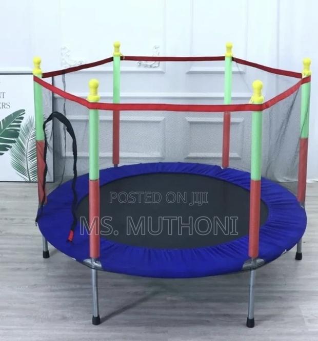 * 4ft Kids Trampoline With Safety Enclosure Net