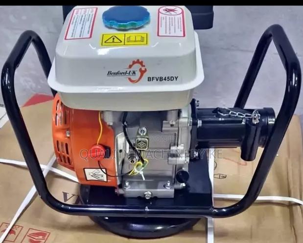 Unique Benford Poker Vibrator