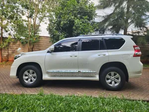 Toyota Land Cruiser Prado 2.8 D-4D 2016 Pearl