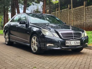 Mercedes-Benz E250 2010 Black