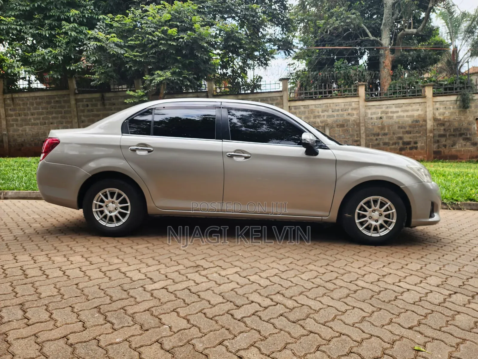 Toyota Axio 2012 Gold