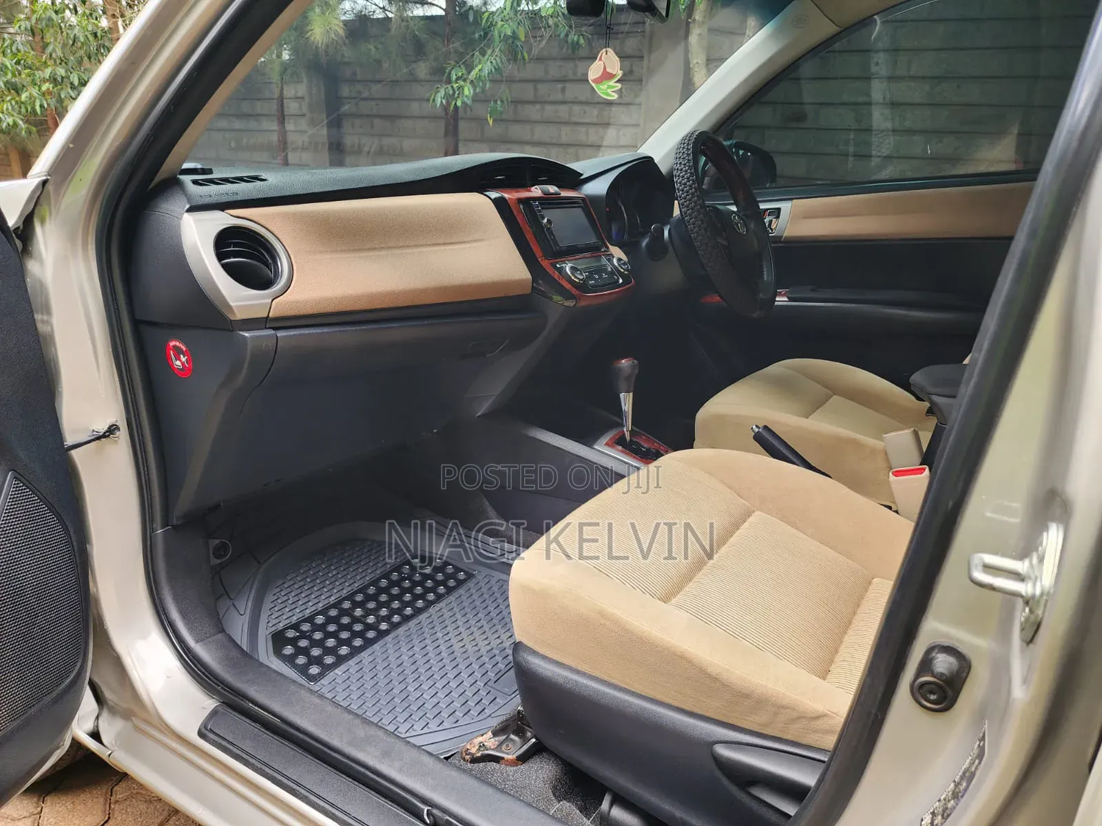 Toyota Axio 2012 Gold