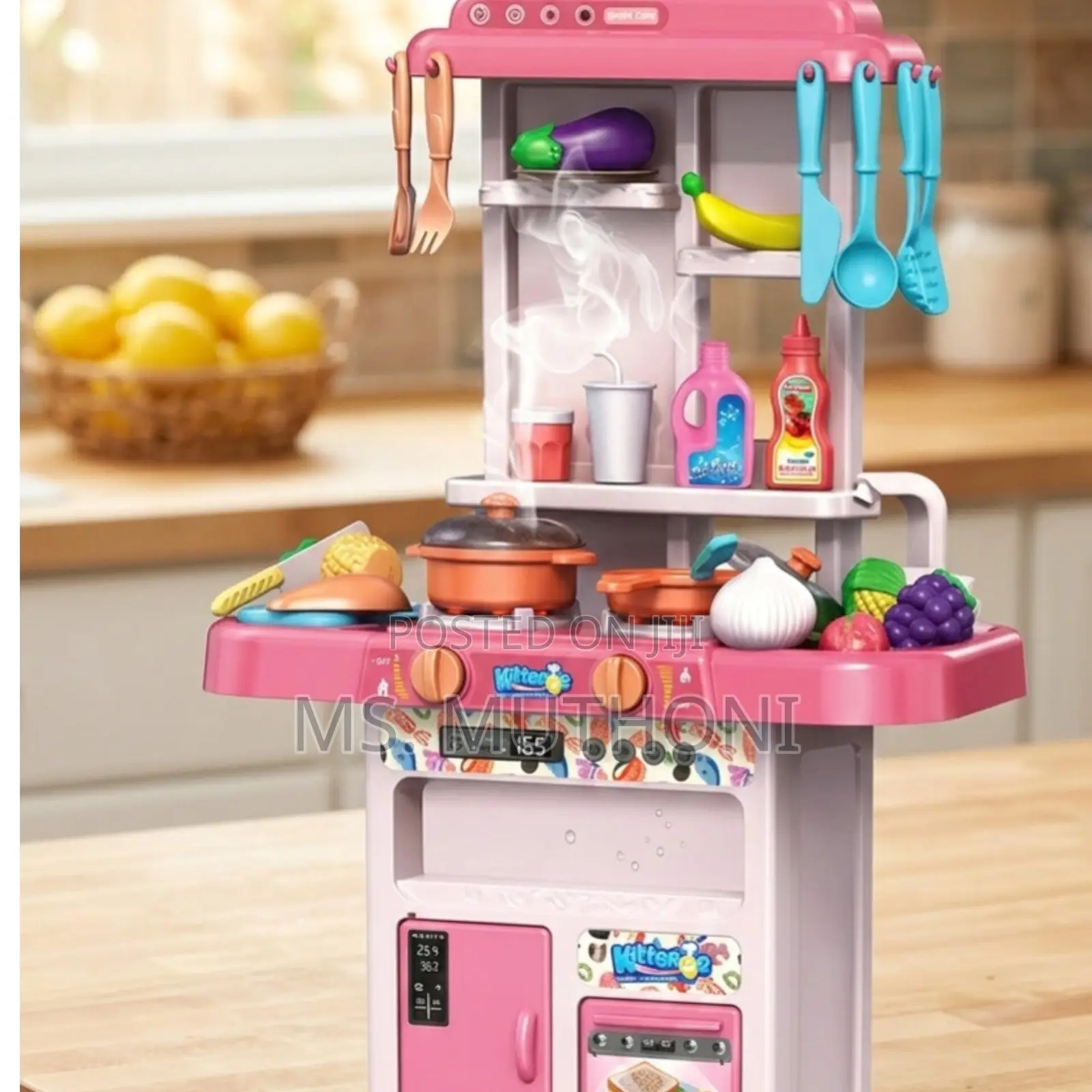 Spraying Kitchen Play Set Featuring 43 Accessories