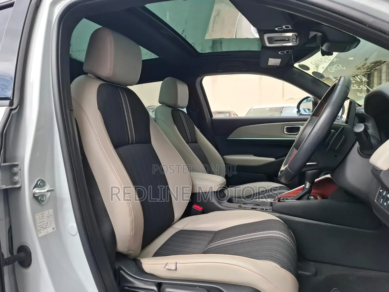 Honda Vezel 1.5 Hybrid 2WD 2021 Silver
